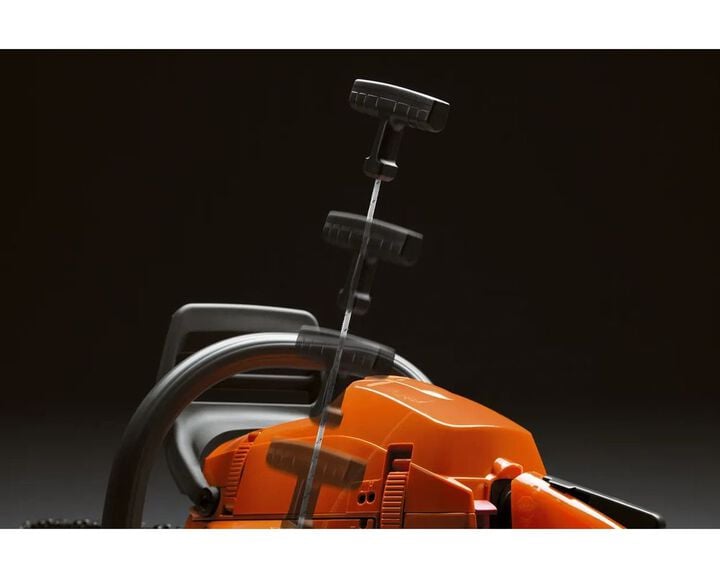 Husqvarna 372XP 71cc 20In Chainsaw with 3/8In .050 Bar and Chain, large image number 9