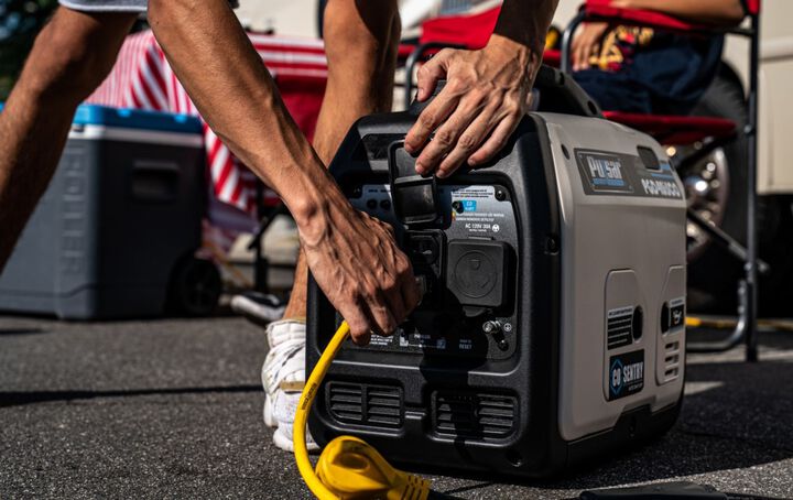 Pulsar Products 4,000 Watt Gas Powered 50-State Portable Inverter Generator, large image number 9