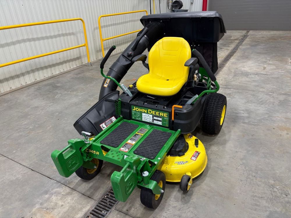 John Deere Z345R ZTrak 42 Inch 22HP Zero-Turn Mower Used 2018, large image number 2