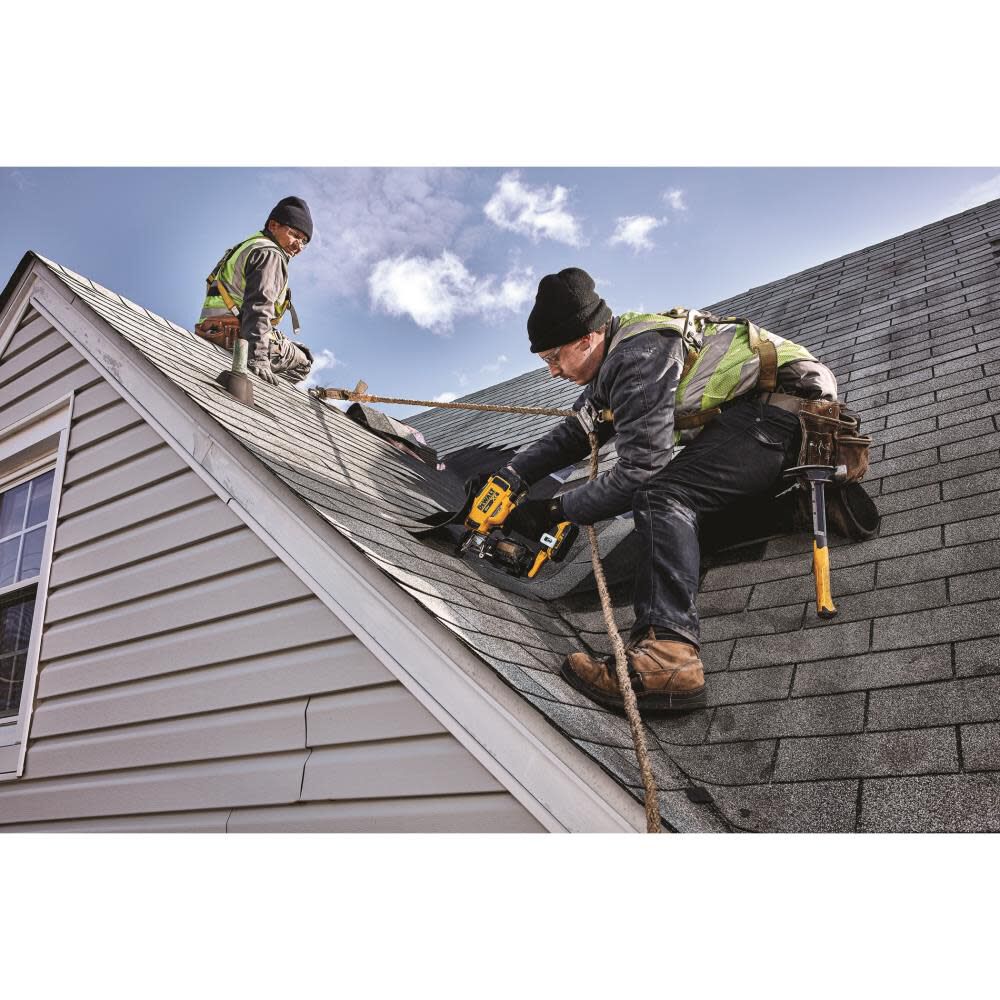 Dewalt cordless online roofing nailer dcn45rnb