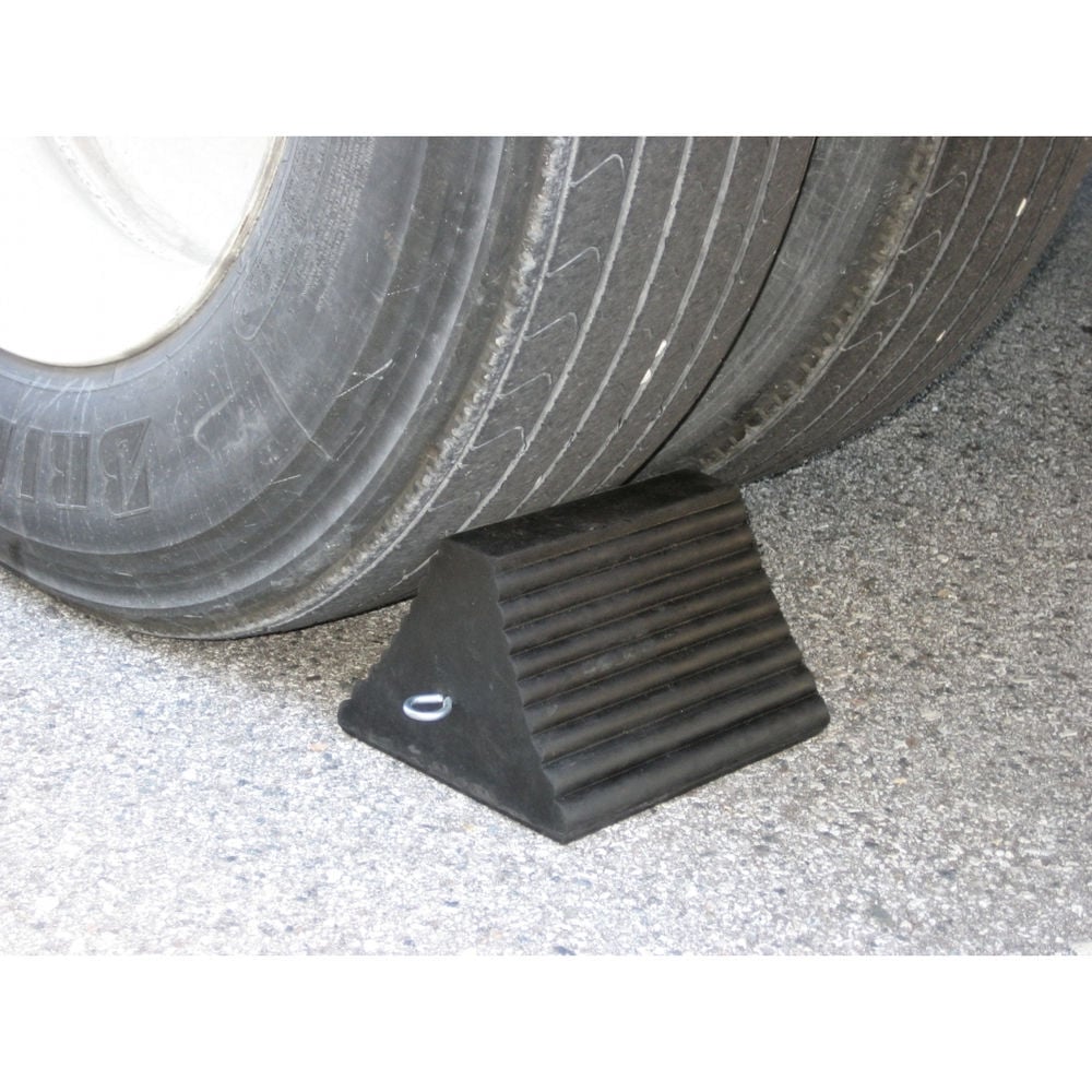 BluBird Rubber Pyramid Wheel Chock with Eye-Bolt, large image number 2