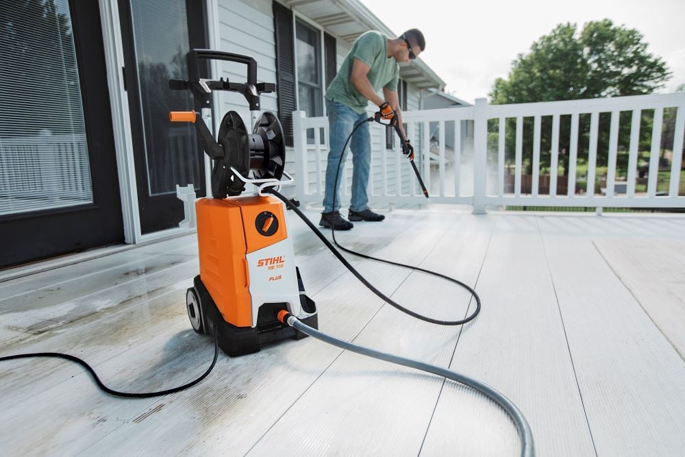 Stihl RE 110 PLUS 2000 PSI 1.2 GPM Electric Cold Water Pressure Washer with 2 Spray Nozzles, large image number 3