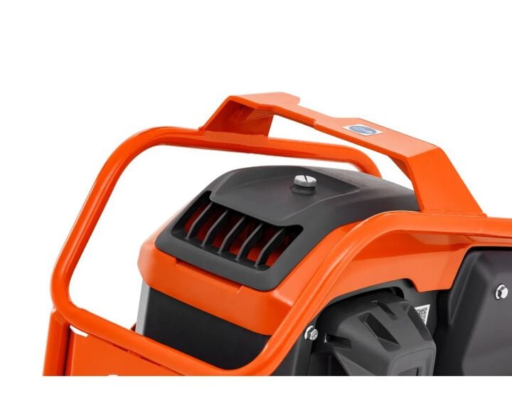 Husqvarna Construction Soff-Cut 150 PACE 6-1/2 Inch Battery Saw Body Only (Bare Tool) Reconditioned, large image number 3