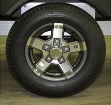 Cargomax 8-57 Replacement Mag Wheel with Lugs and Cap
