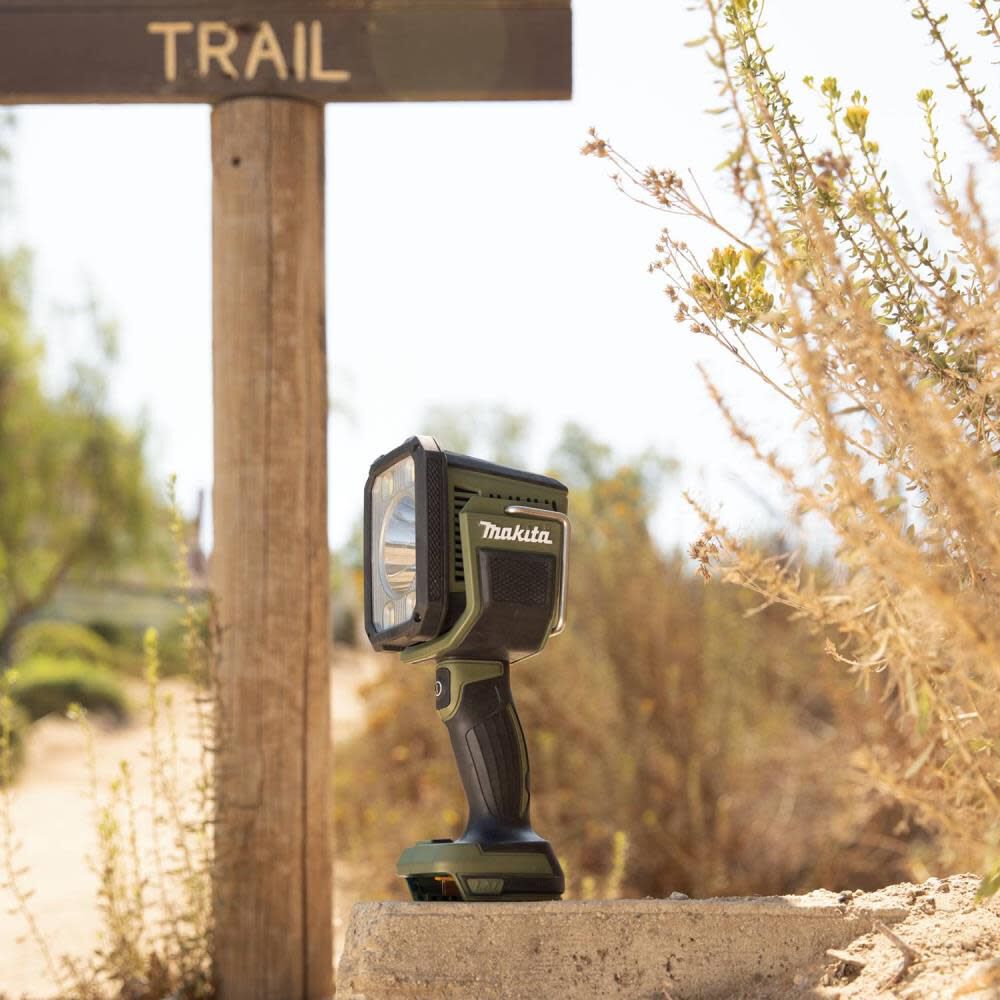 Makita dml812 spotlight store
