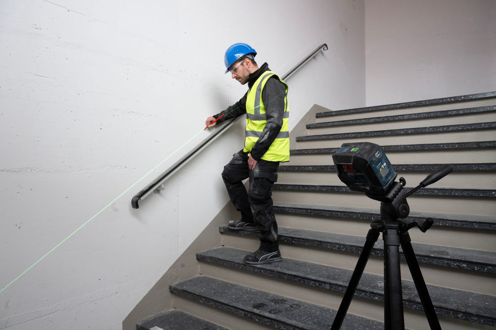 Bosch 3.7V Green-Beam Self-Leveling Cross-Line Laser, large image number 4