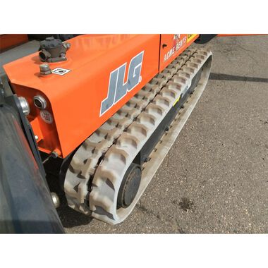 JLG X700AJ 70ft Tracked Articulating Boom Lift - Used 2012, large image number 17