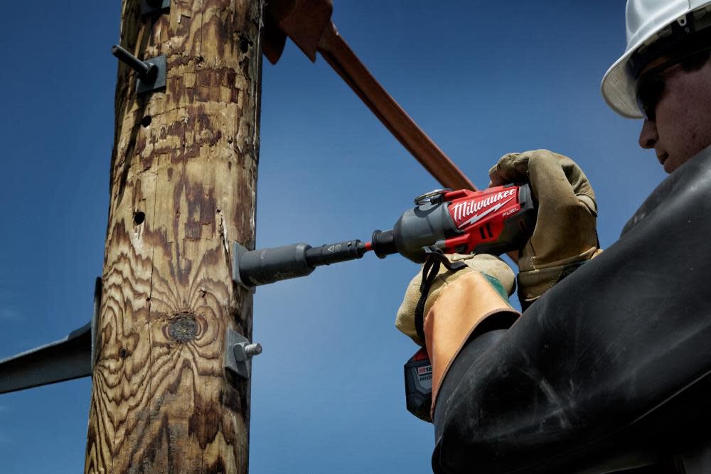 Milwaukee shockwave lineman socket sales