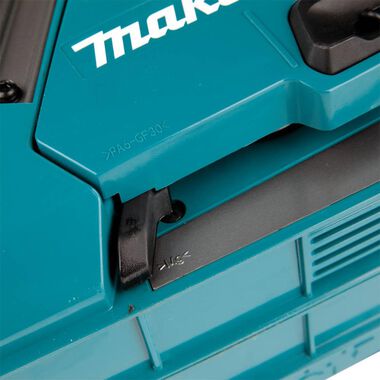 Makita 40V max XGT 18in Chainsaw 5Ah Kit, large image number 16