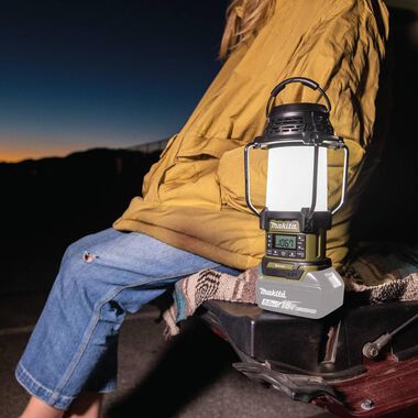 Makita Outdoor Adventure 18V LXT Radio & LED Lantern (Bare Tool), large image number 3