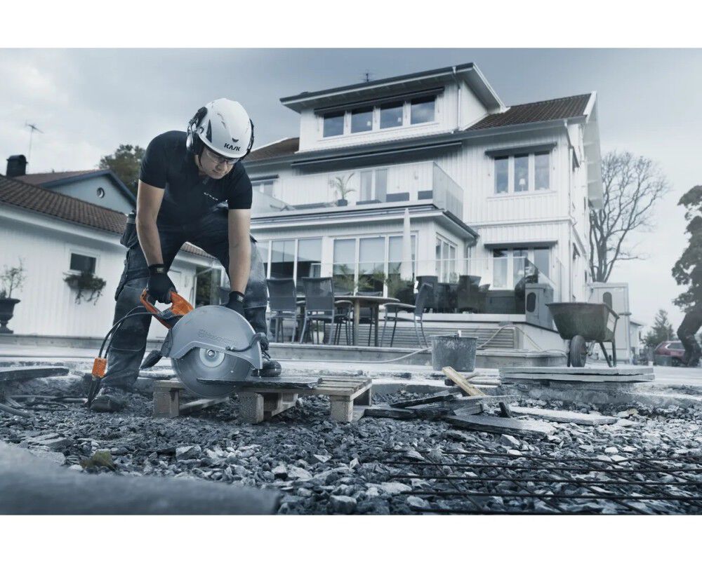 Husqvarna Construction K 4000 120V 2.4HP 14 Inch Power Cutter Body Only Reconditioned, large image number 6
