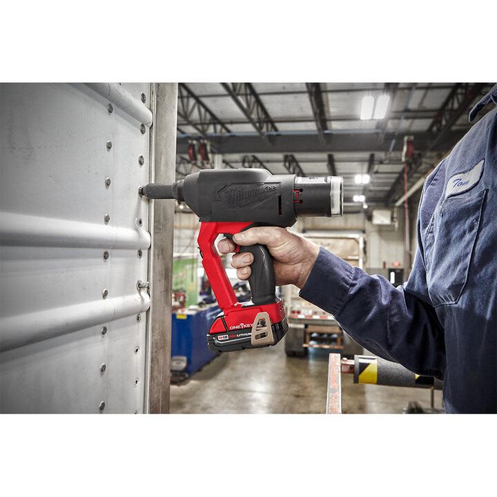 Milwaukee M18 FUEL 1/4inch Blind Rivet Tool with ONE-KEY Protective Boot, large image number 9