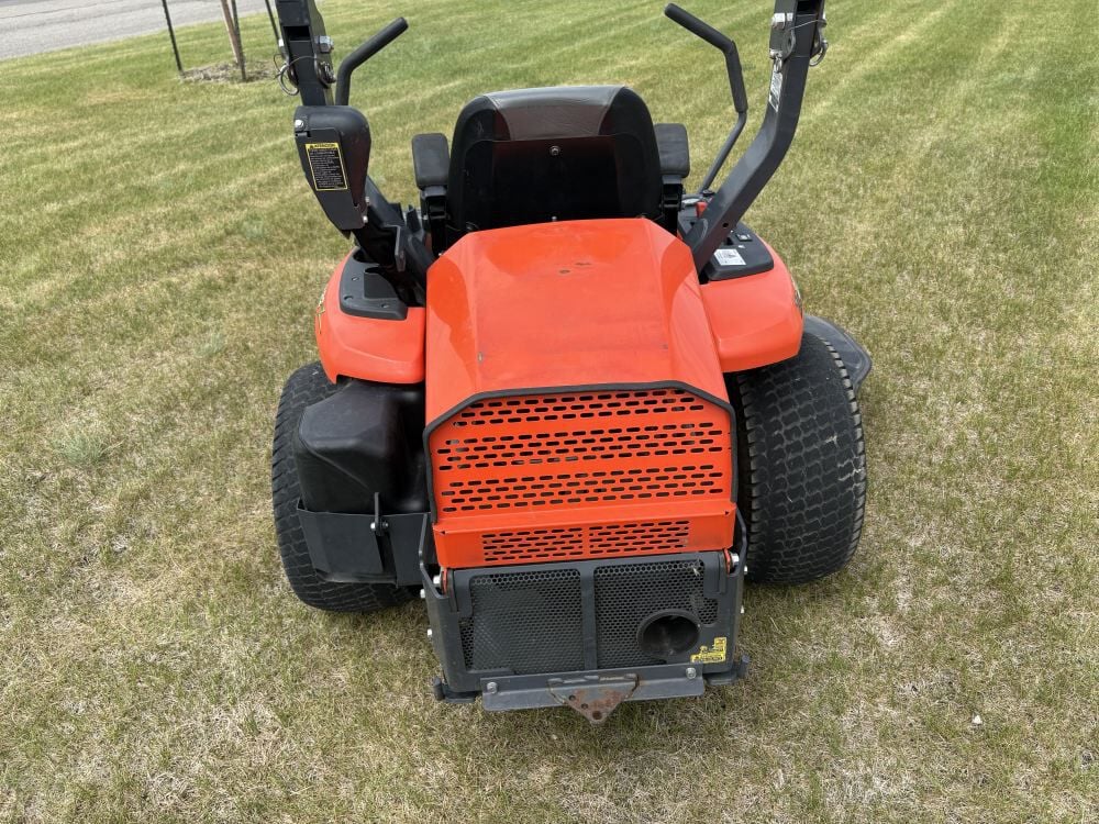 Kubota ZG222 48 Inch Gas Zero-Turn Lawn Mower Used 2016, large image number 6