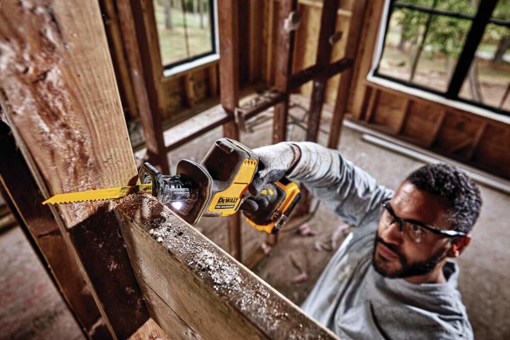 DEWALT 20V MAX Cordless Reciprocating Saw & Multi-Tool Kit Bundle, large image number 8