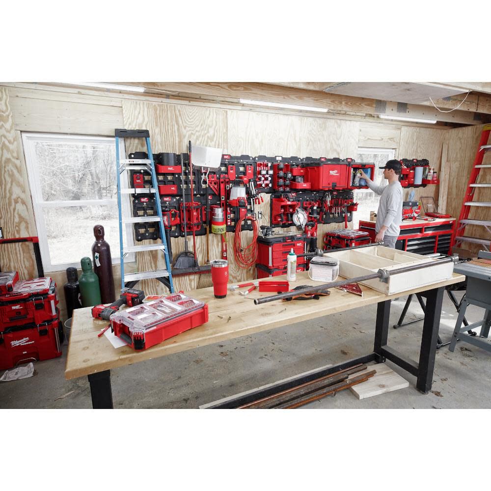 Long handle tool deals storage
