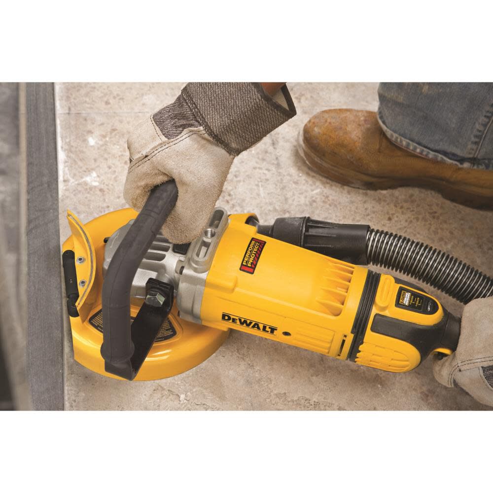 DEWALT 7 In. 8500 rpm 4.9 HP Angle Grinder, large image number 3