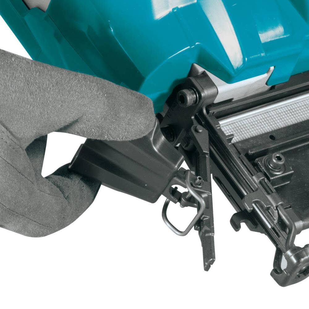 Makita xnb02z new arrivals