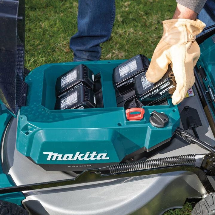 Makita 18V X2 (36V) LXT LithiumIon Brushless Cordless 21in Self Propelled Lawn Mower Kit with 4 Batteries (5.0Ah), large image number 11