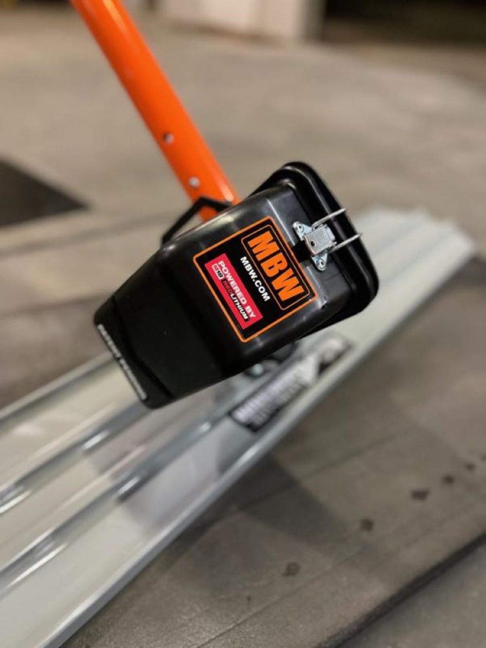 MBW BullVibe Vibratory Bull Float Attachment (Bare Tool) 20MLP from MBW