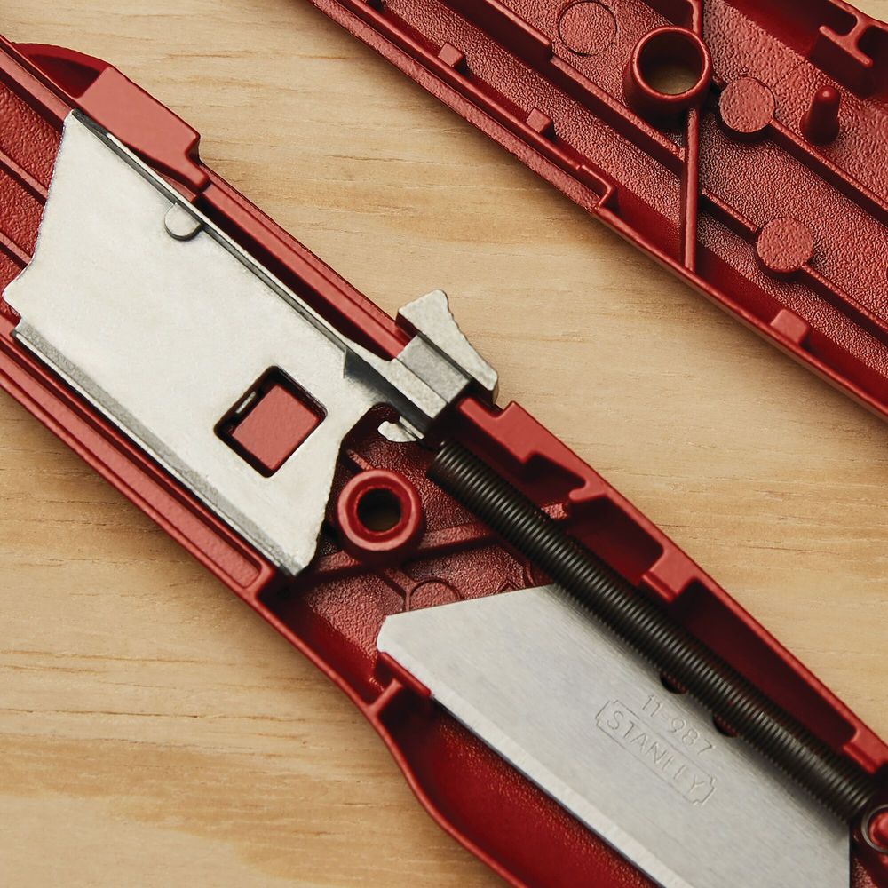 Stanley Self-Retracting Safety Utility Knife, large image number 10