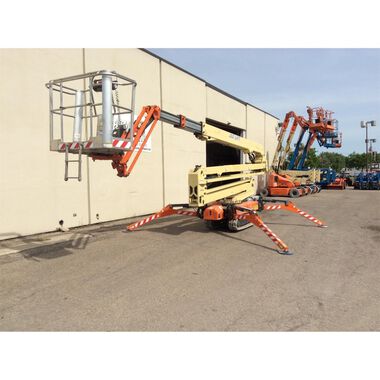 JLG X700AJ 70ft Tracked Articulating Boom Lift - Used 2012, large image number 8