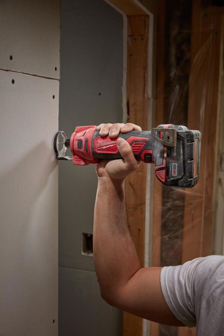 Milwaukee M18 Cut Out Tool (Bare Tool), large image number 1