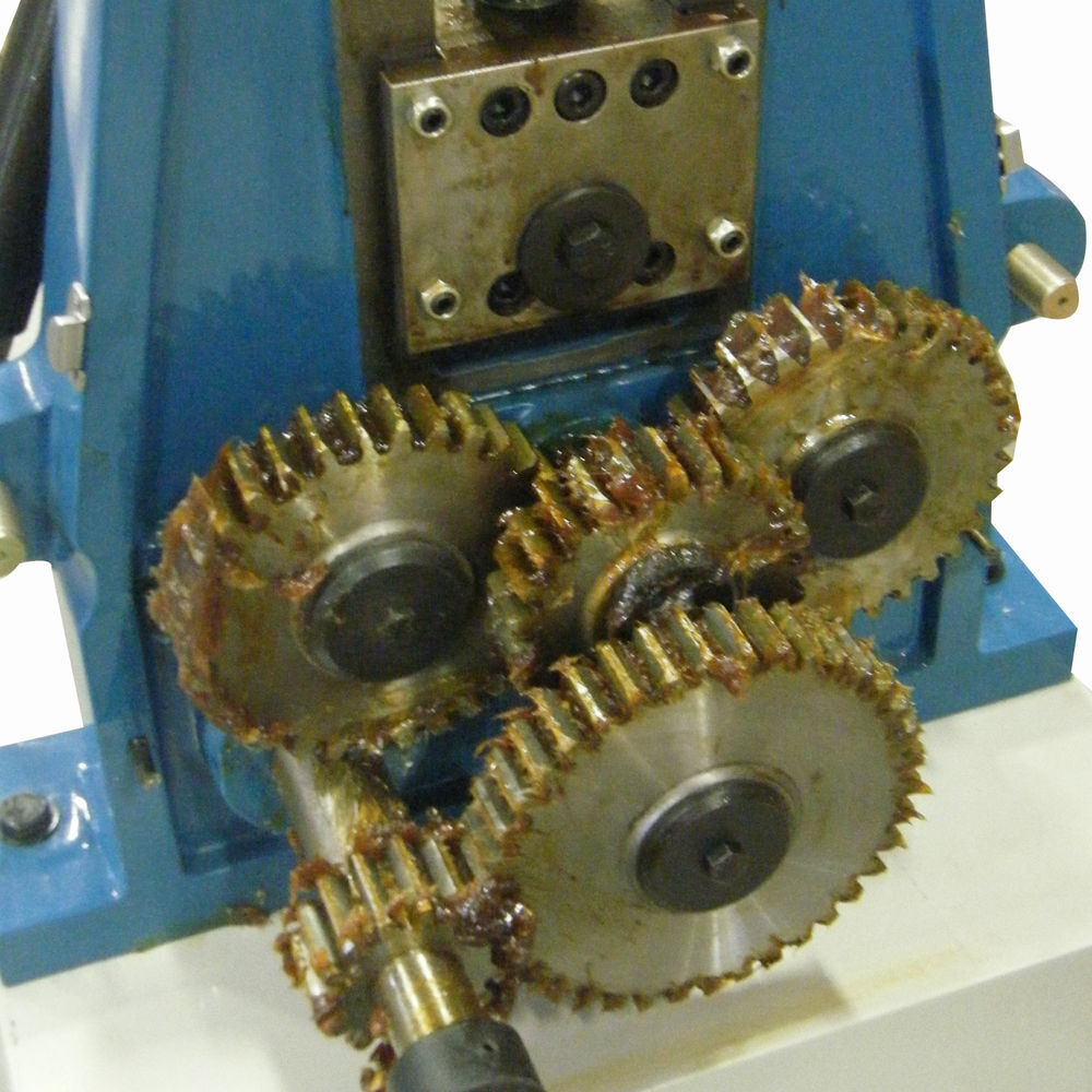 Baileigh R-M10 Manual Roll Bender, large image number 3