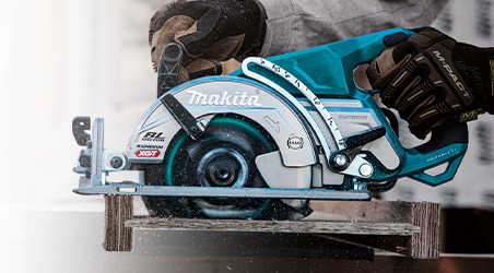 Makita 40V max Xgt Circular Saw Kit Rear Handle 7.25 Inch