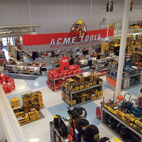 Acme Tool service counter in Des Moines, IA