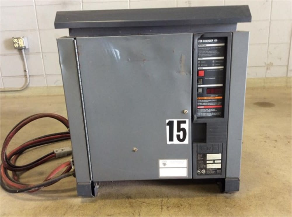 

GNB Industrial Battery FerroCharger Battery Charger 12-600T1 - Used