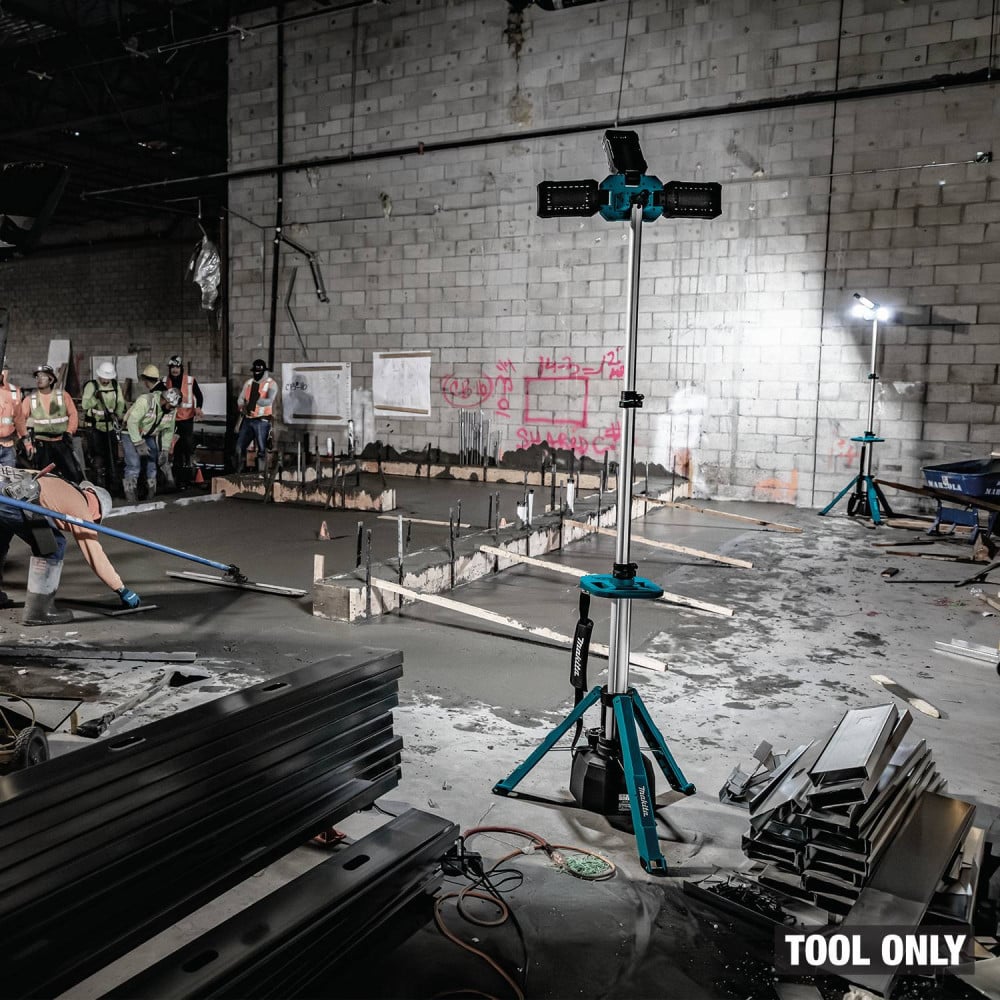 Makita 40V max XGT & 18V LXT LithiumIon Cordless Tower Work MultiDirectional Light (Bare Tool)