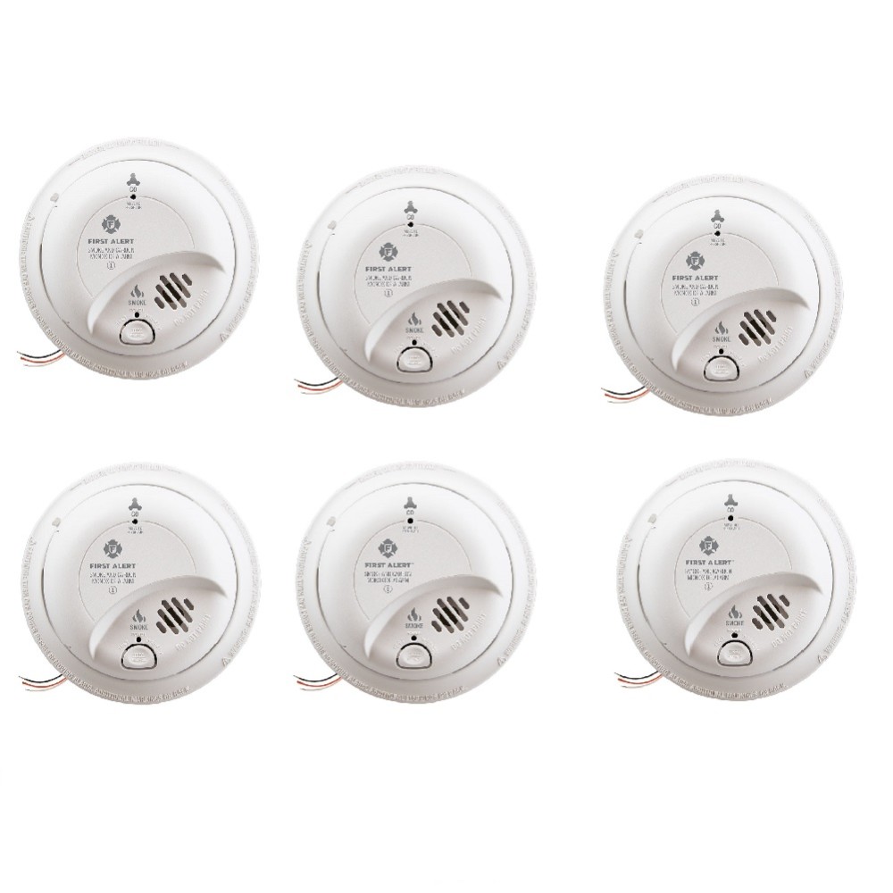 

First Alert Hardwired Smoke and Carbon Monoxide Alarm with Battery Backup - Pack of 6