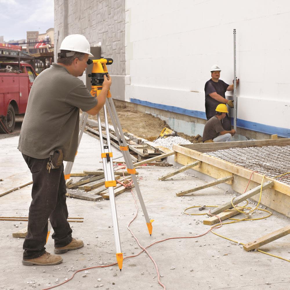 Dewalt dw092pk 20x transit level package on sale