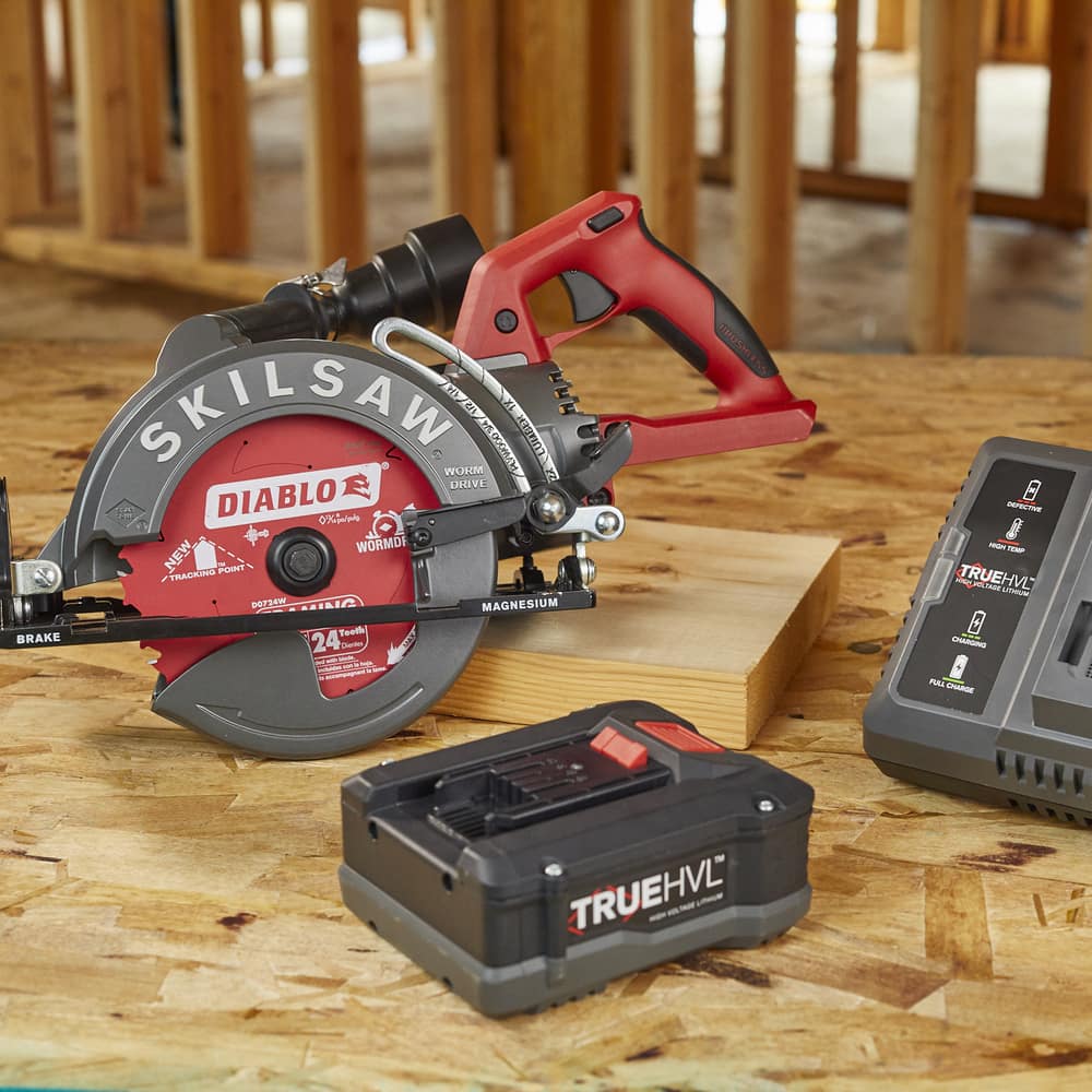 SKILSAW 7 1 4in TRUEHVL Worm Drive Saw Kit Diablo Blade SPTH77M 12 Acme Tools