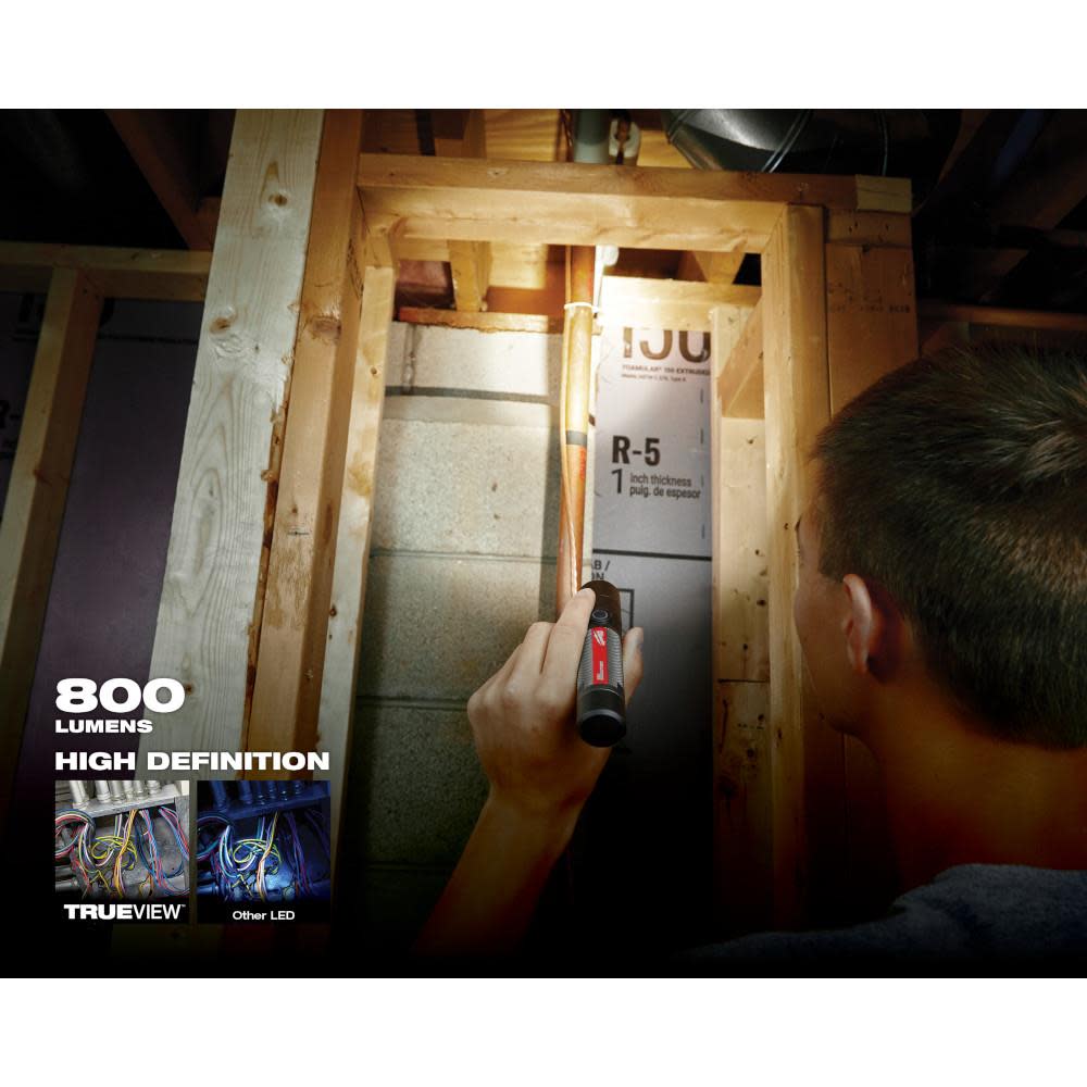 Milwaukee 800 lumen flashlight online