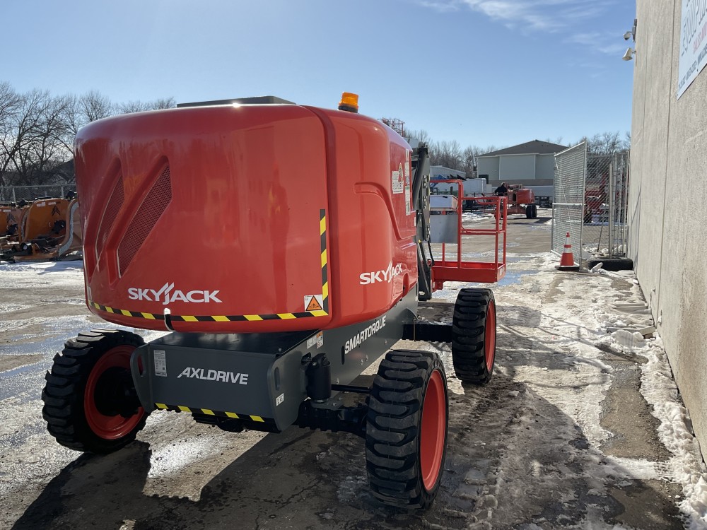 Skyjack 660 Lbs 45 Ft. 24.8HP Diesel-Powered Articulating