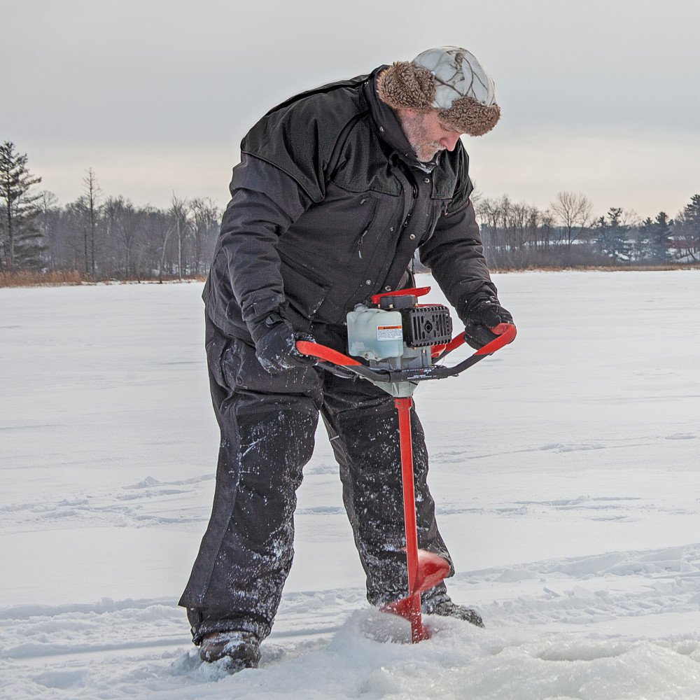 Eskimo Sting Ray 8in Quantum Auger with 33cc 2-Cycle Engine S33Q8