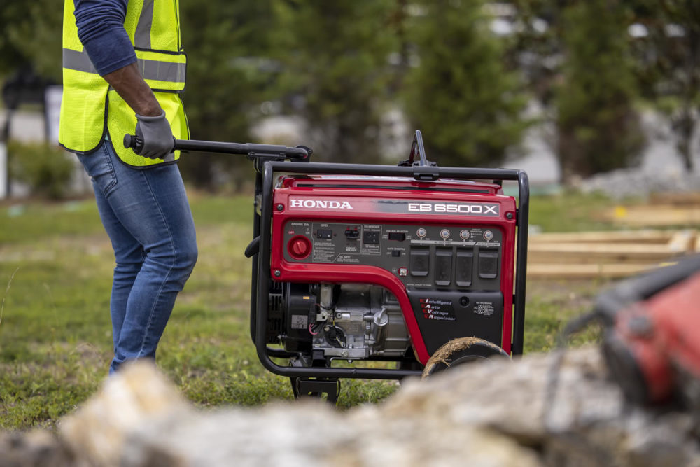 Honda 6,500 Watt Gas Powered 49-State Portable Generator