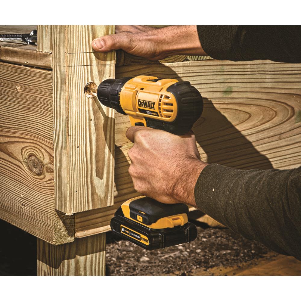 DEWALT 20 V MAX Li-ion Compact Drill/Driver Kit DCD771C2 Acme Tools