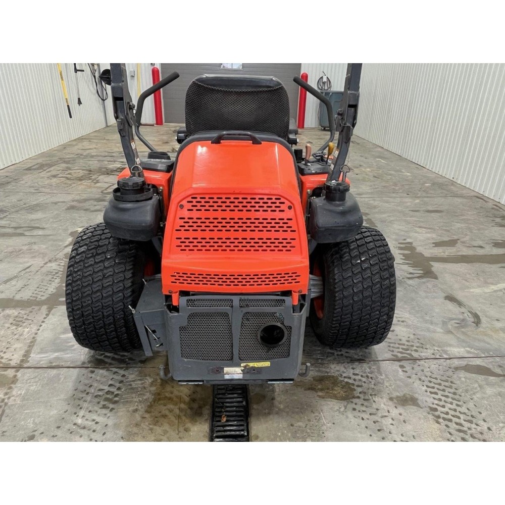 Kubota ZG327 60 Inch Riding Zero Turn Mower - Used 2009 Kubota ZG327 60 Inch Riding Zero Turn Mower - Used 2009