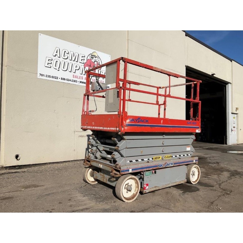 

Skyjack SJ4626 26' Electric Slab Scissor Lift 2006 Used