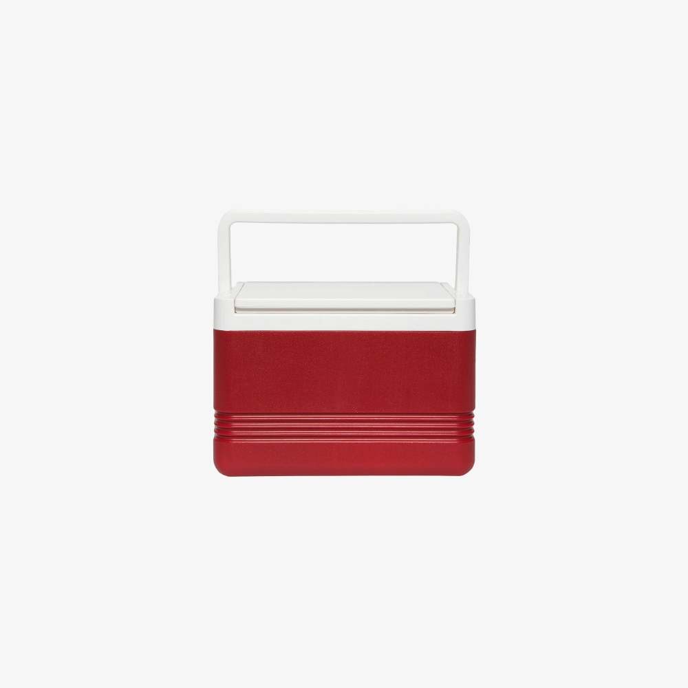 

Igloo Legend 6 Hard Cooler Red Star 5qt