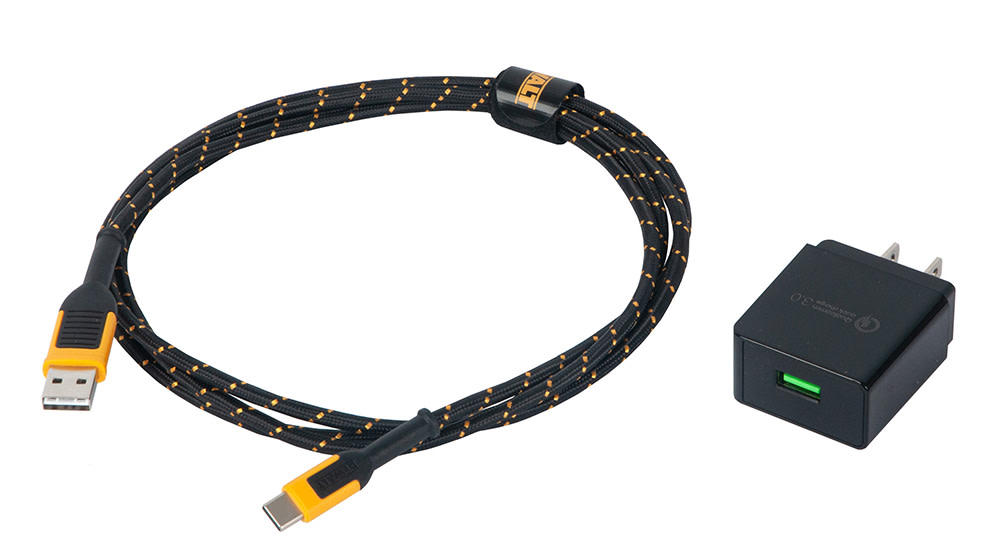 

DEWALT Fast Wireless Charging Pad