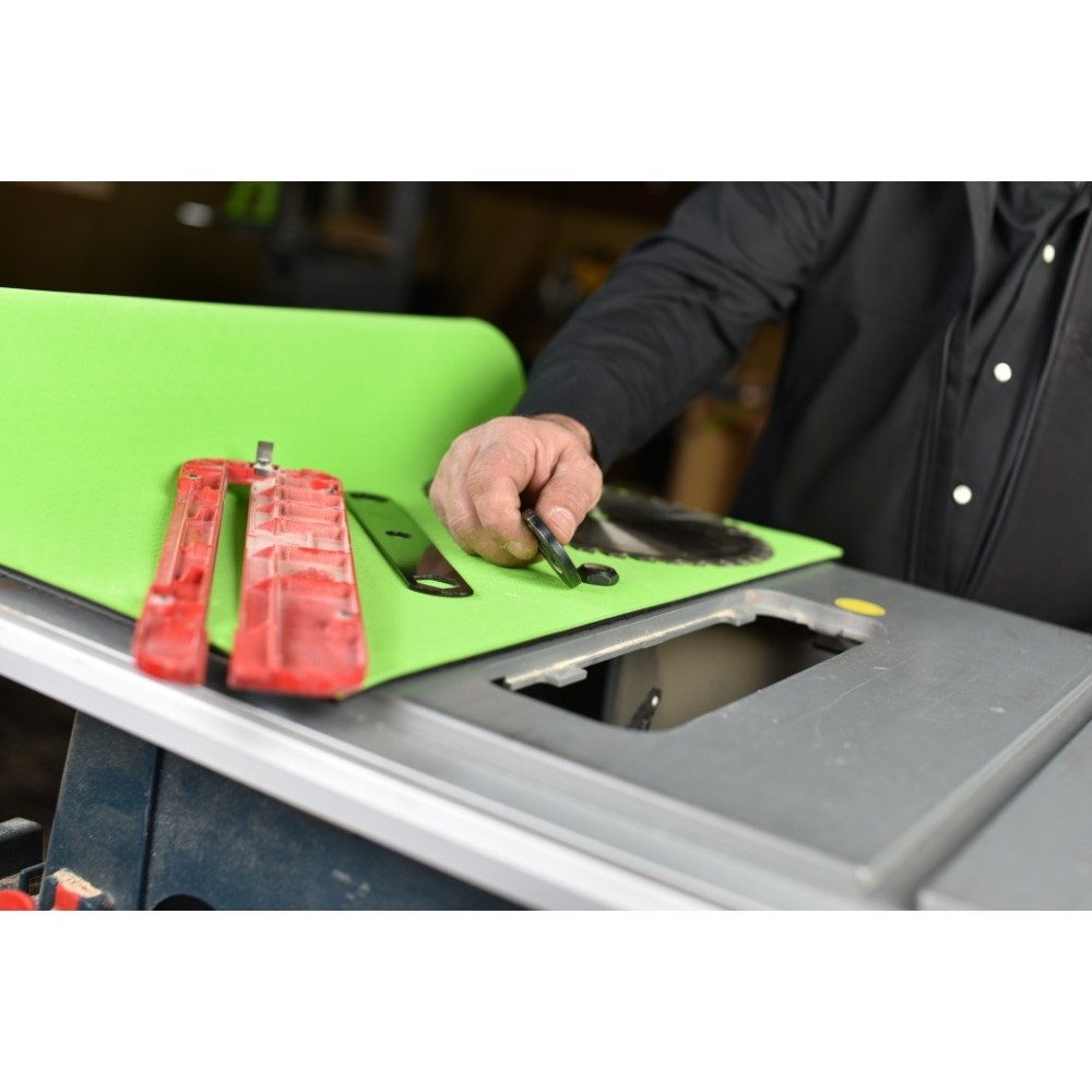 

Bow Products 18" x 24" Workshop Bench Mat